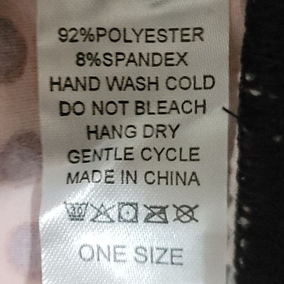 OS Leggings Heart Polka dot Valentines NWOT black red pink - Picture 10 of 10